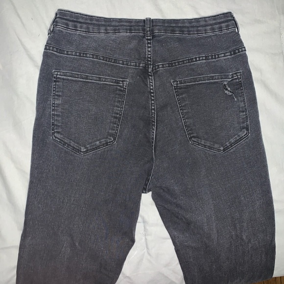 H&M jeans - Picture 3 of 4